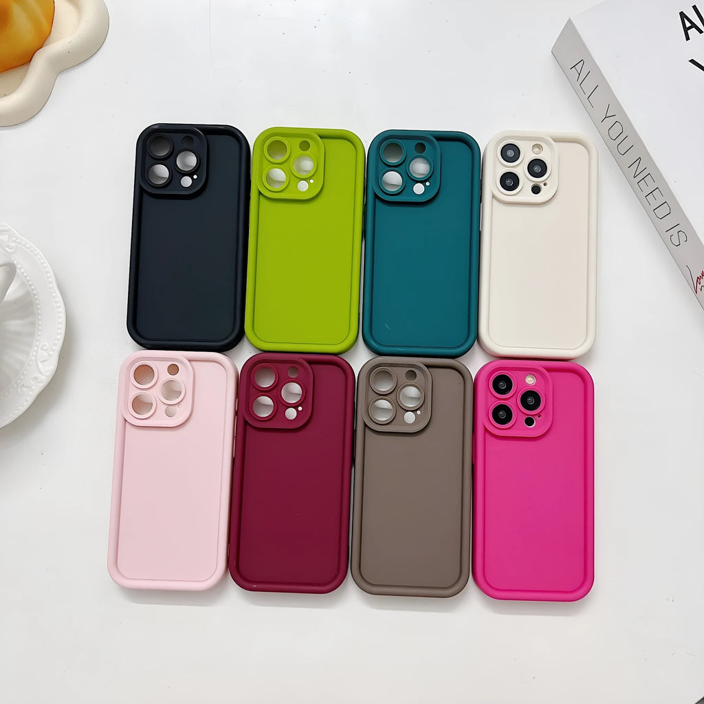 Diamond TPU phone case in solid colour for iPhone 17 series with textured back for grip