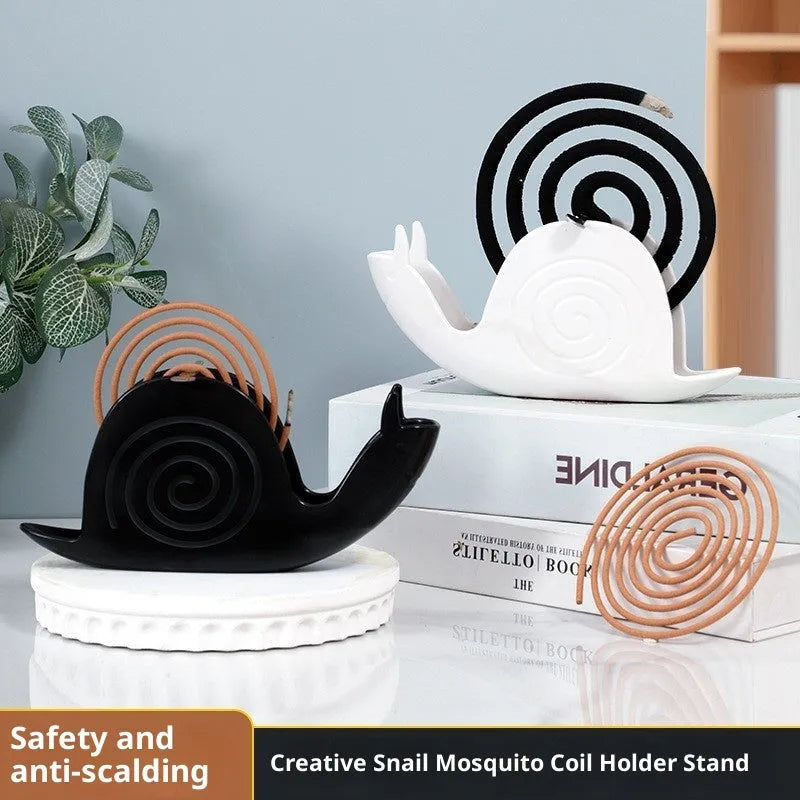 Plastic mosquito incense holder in creative animal style, black or white, for bedroom use
